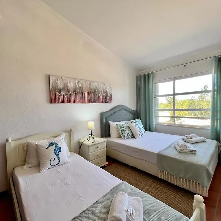 Apartment Colors With Pool By Homing Vilamoura