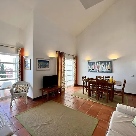 Colors With Pool By Homing *