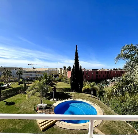 Colors With Pool By Homing Apartamento *