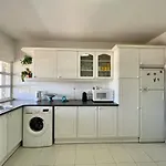 Colors With Pool By Homing Apartment